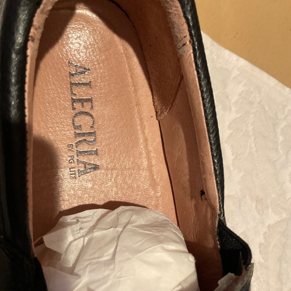 Alegria Pebbled Leather Slip Ons Size 9.5 main image 8